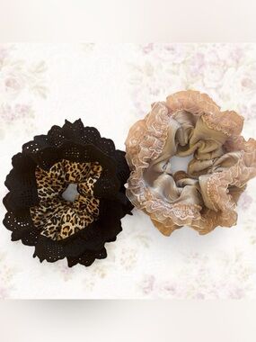Leopard Eyelet Scrunchie and Glitter Lace Lavender Scrunchie Set